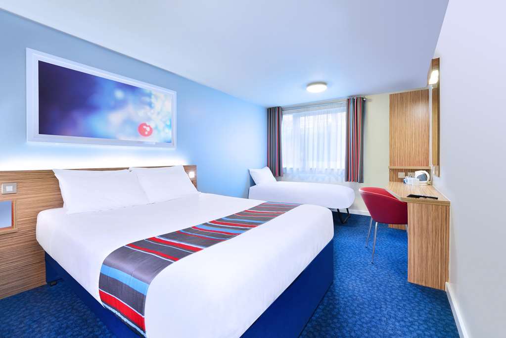 Travelodge Glasgow Central Habitación foto